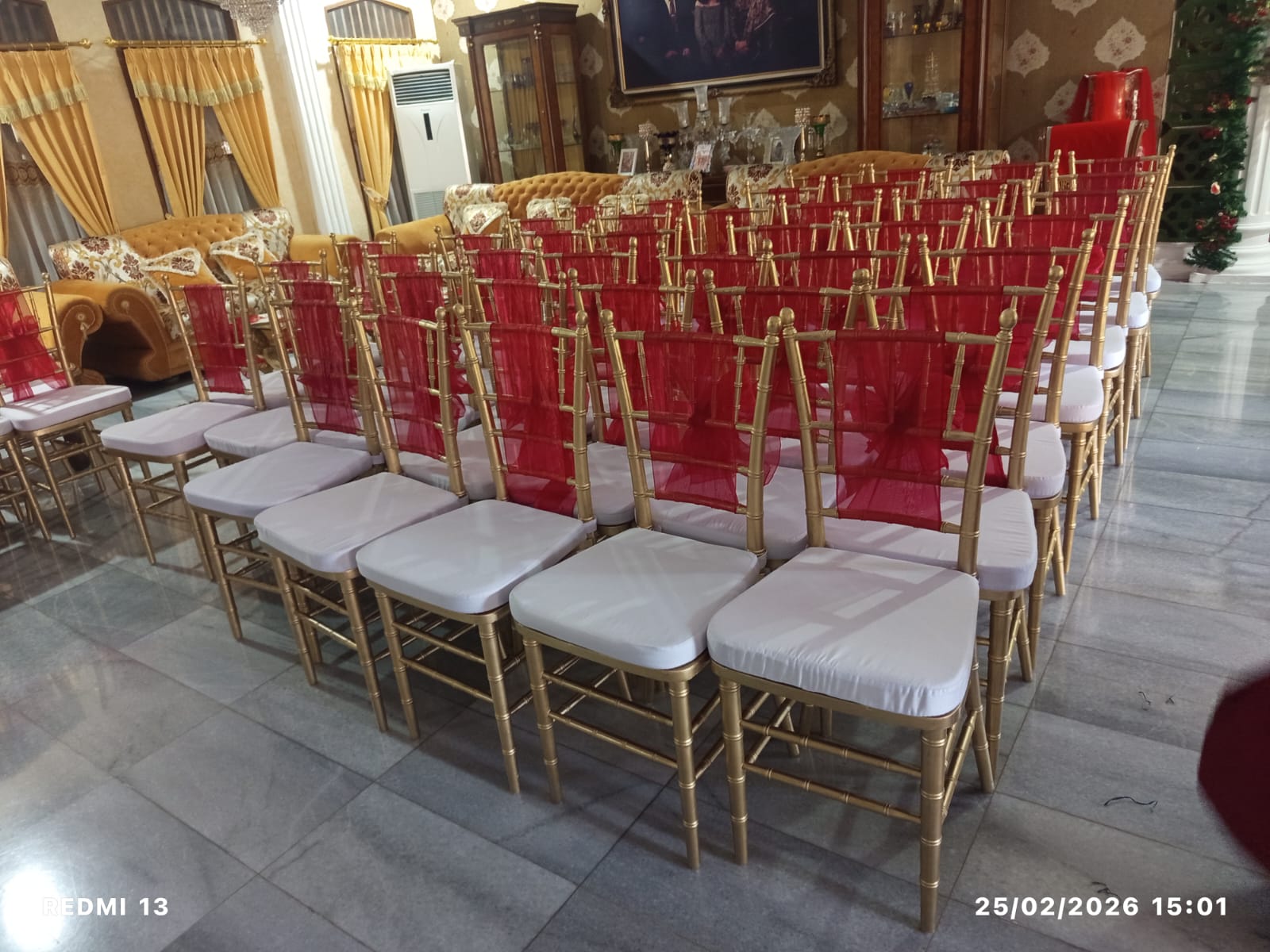 Sewa Kursi Tiffany Berpengalaman di Jakarta Selatan, Barat, Timur & Pusat – Siap Antar Cepat & Profesional